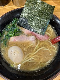 ラーメン、玉子トッピング